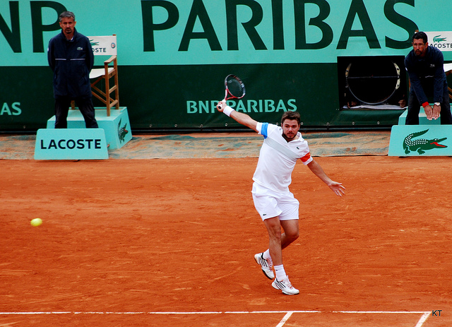 Wawrinka wallops Murray at Monte Carlo