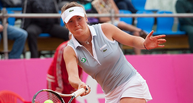 Teenager Elina Svitolina bags first title