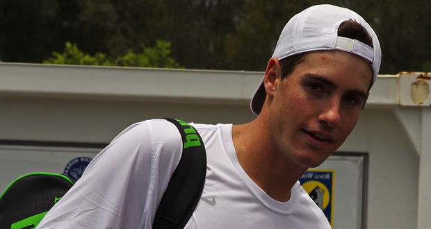 Isner saves match points to seize Atlanta crown