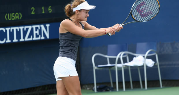 Lauren Davis Biofile