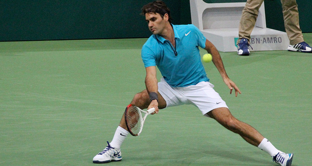 Federer Stunned by Resurgent Robredo