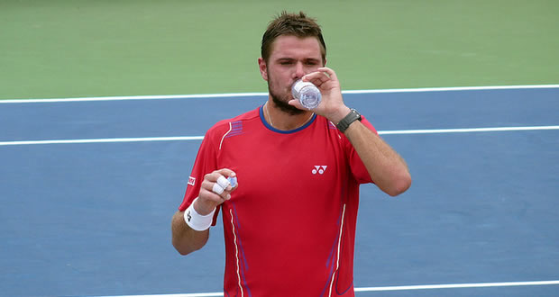 Wawrinka Stuns Djokovic in 5 Set Thriller