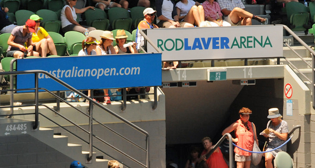 Australian Open Day 1: Order of Play & Scores