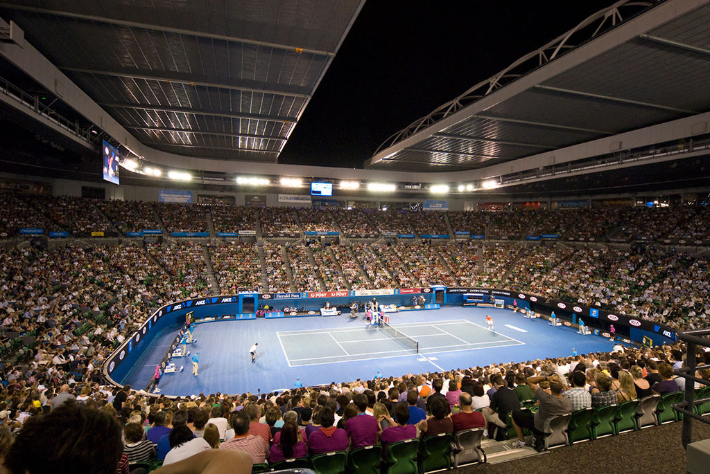 1024px-Rafael_Nadal_Vs_Philipp_Kohlschreiber_(4309085696).jpg
