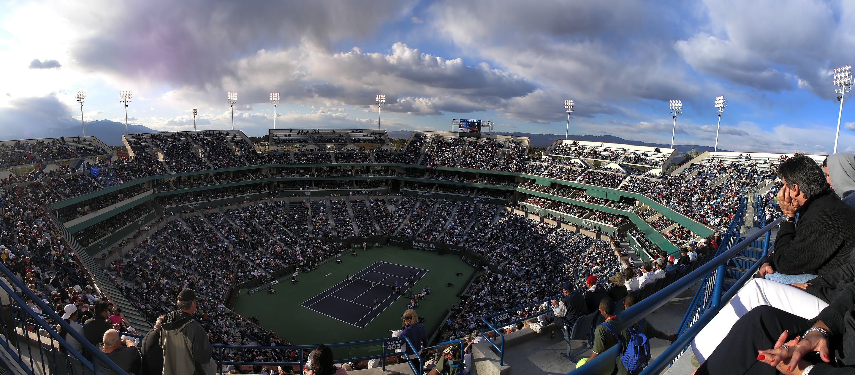 IWTG_Stadium_1.JPG